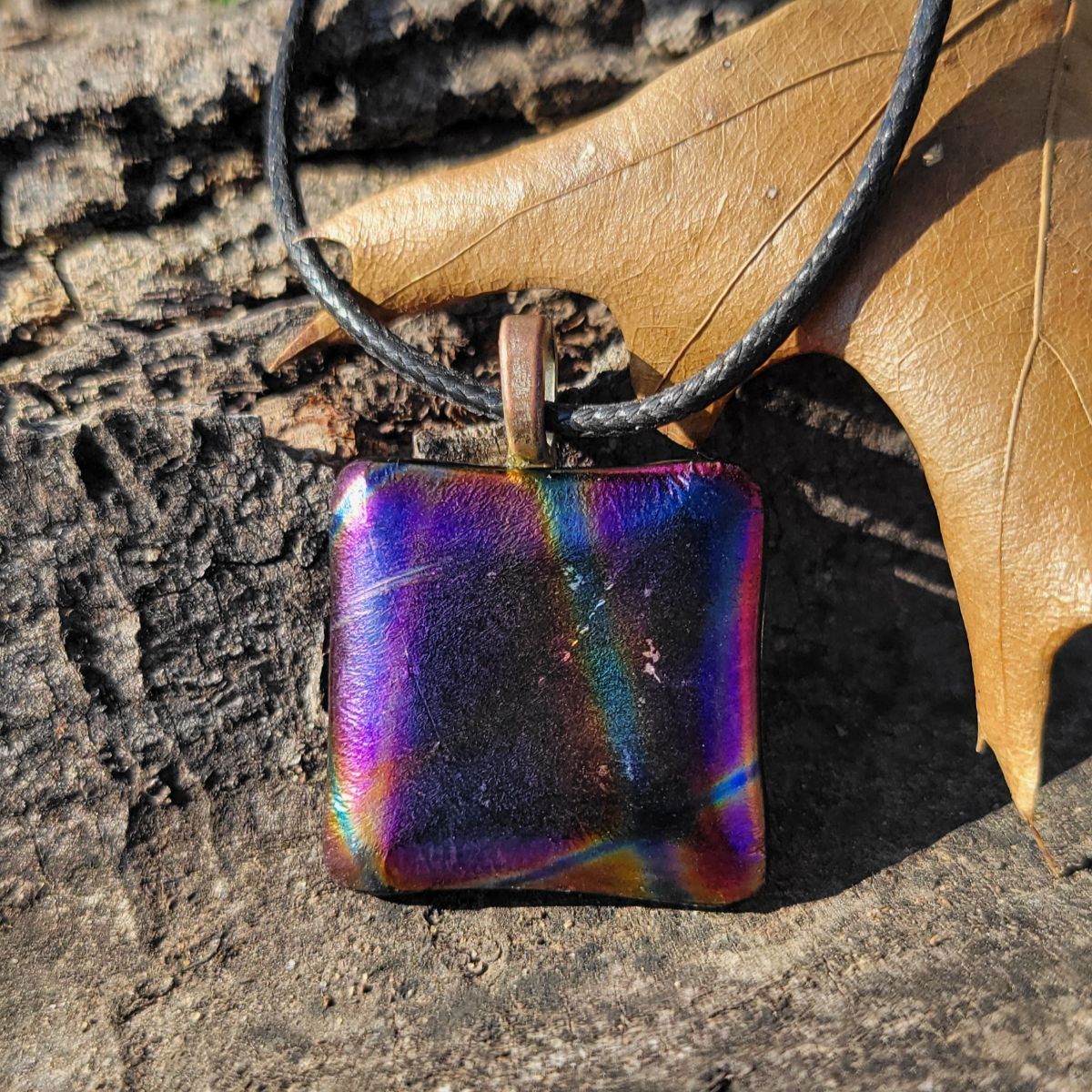 Obsidian Flow – Handmade Abstract Necklace